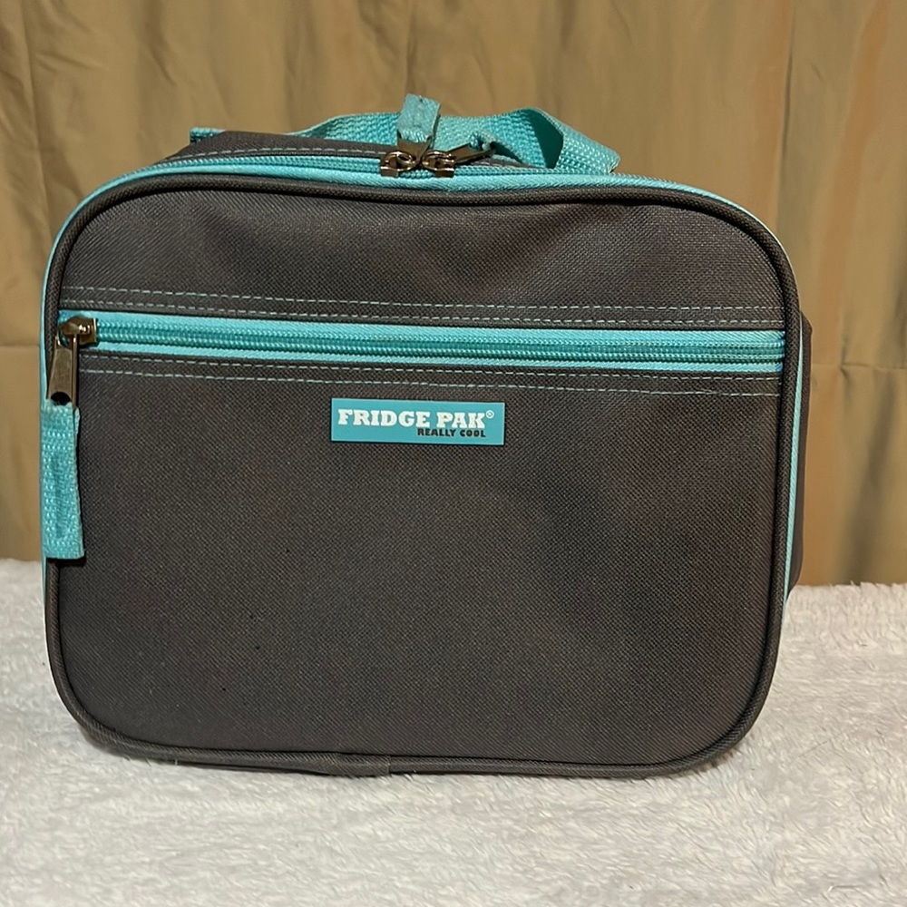 Fridge Pak lunch cooler. Perfect for school or work or just to keep things cold